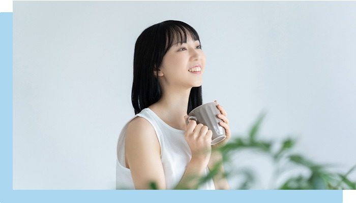 リラックスしている女性